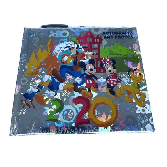 Walt Disney World 2020 Autograph and Photograph Book with Pen - Picture 3 of 5